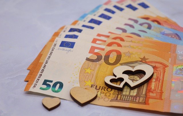 peníze eura